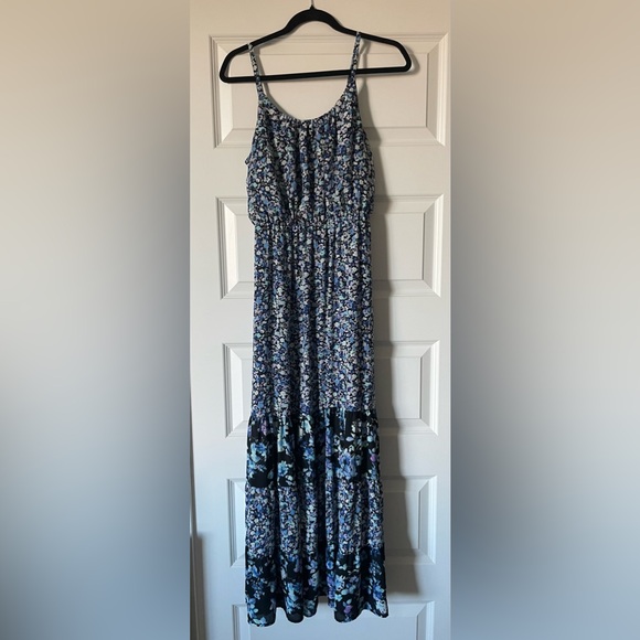 Elle Dresses & Skirts - Elle Blue Floral Print Maxi Dress Size Small